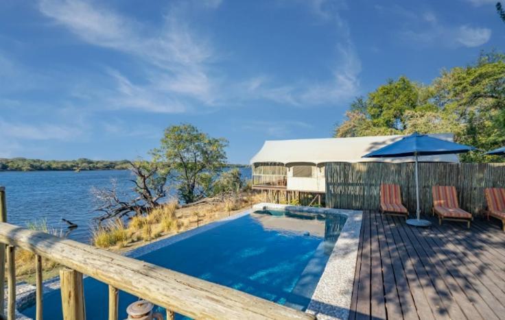 Jackalberry Chobe Hotel Kasane Eksteriør billede